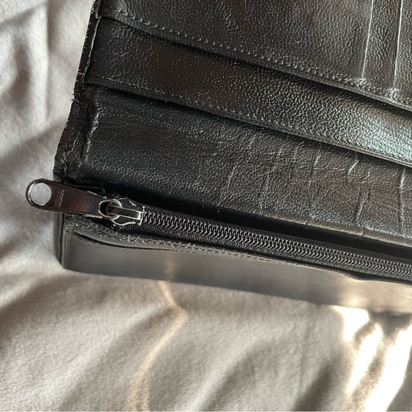 Chanel bifold wallet - Picture 5 of 13